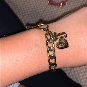 Gold juicy charm bracelet